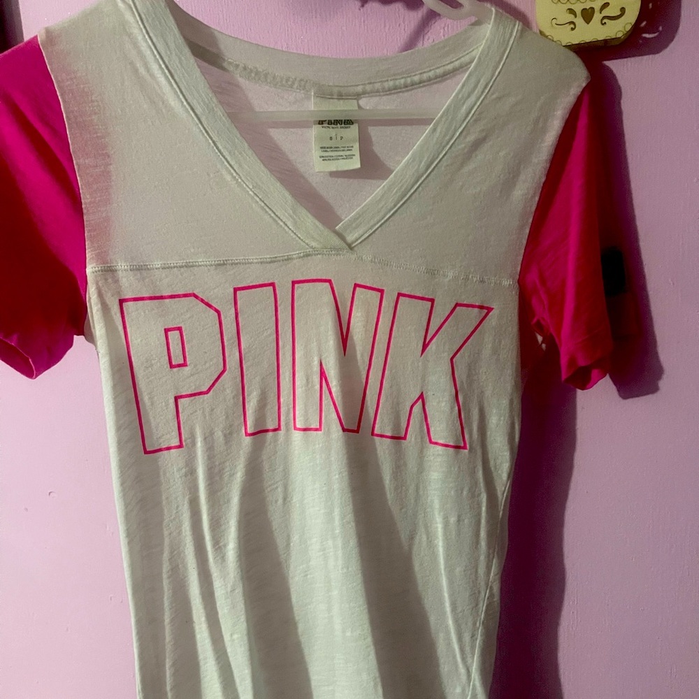 VS Pink short sleeve shirt